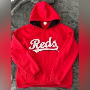 CINCINNATI REDS HOODIE. Thick and super warm! This hoodie is promotional.